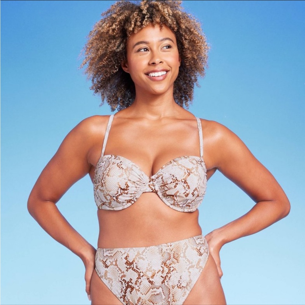 Underwire Bikini Top - Shade & Shore - Picture 2 of 8